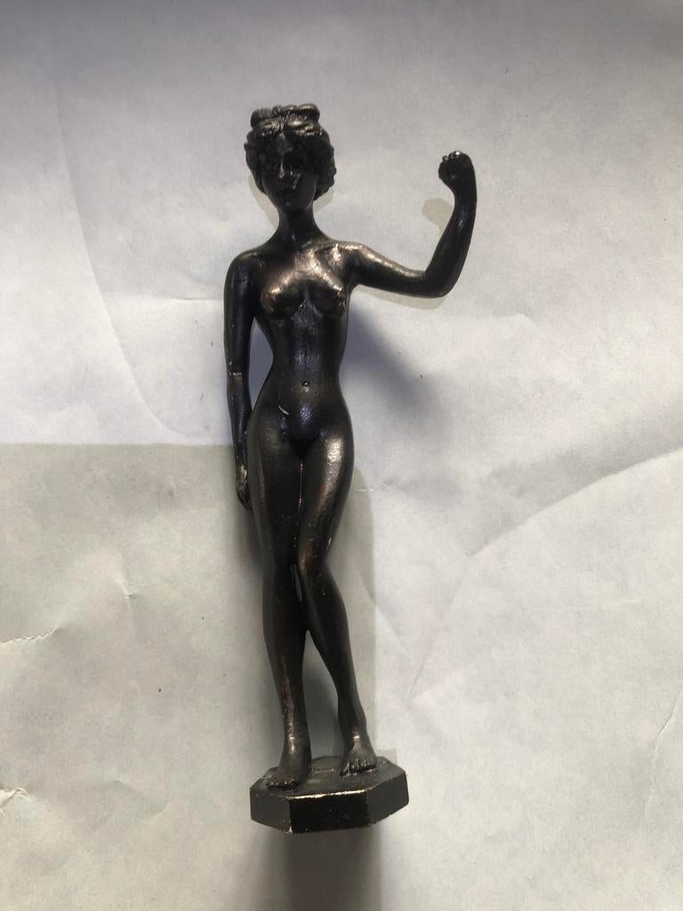 Mooi bronzen beeldje van een dame, Antiek en Kunst, Kunst | Beelden en Houtsnijwerken, Ophalen of Verzenden