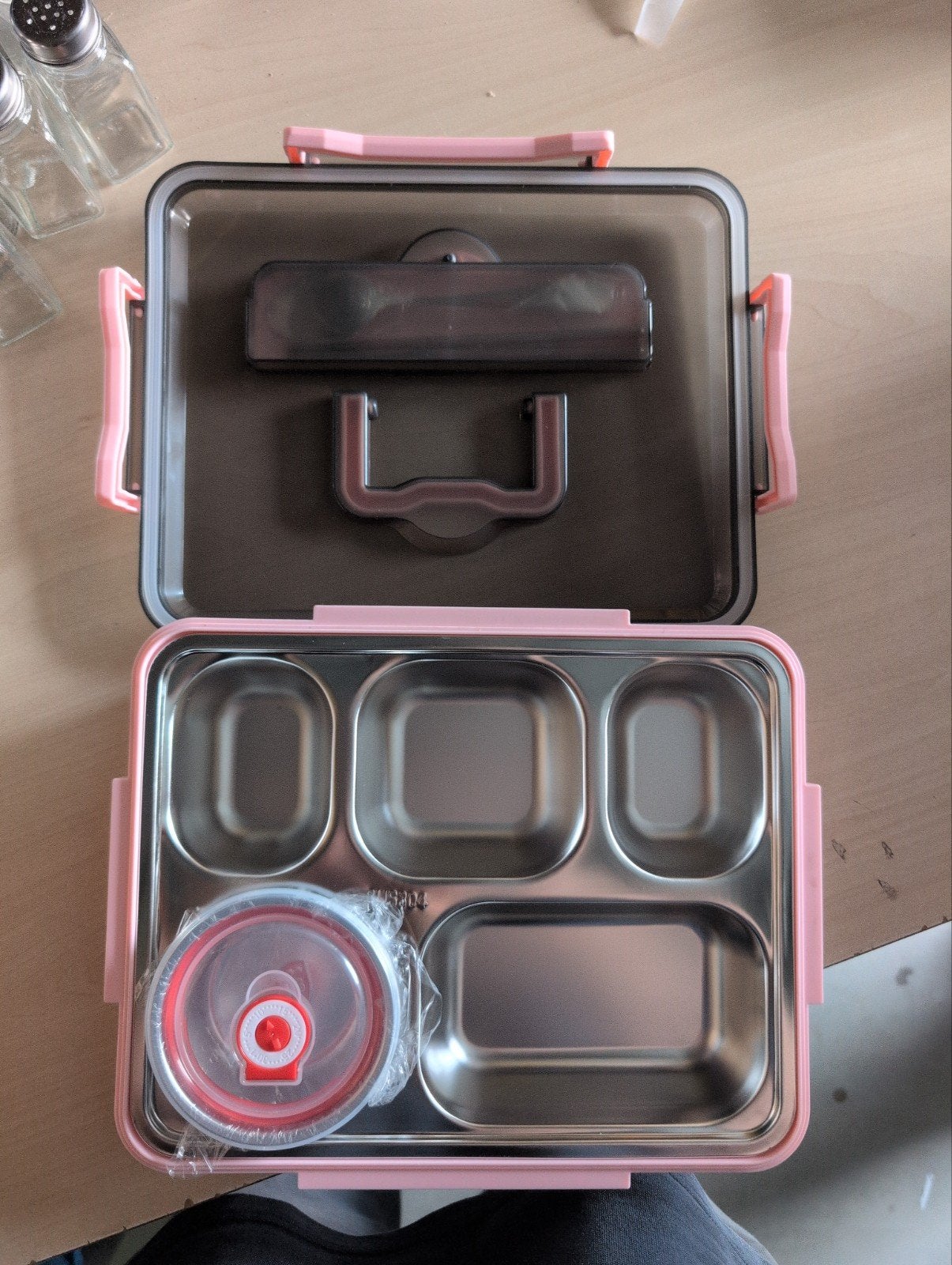 Roze lunchbox met lichte gebruikssporen, als nieuw, Ophalen of Verzenden, Zo goed als nieuw