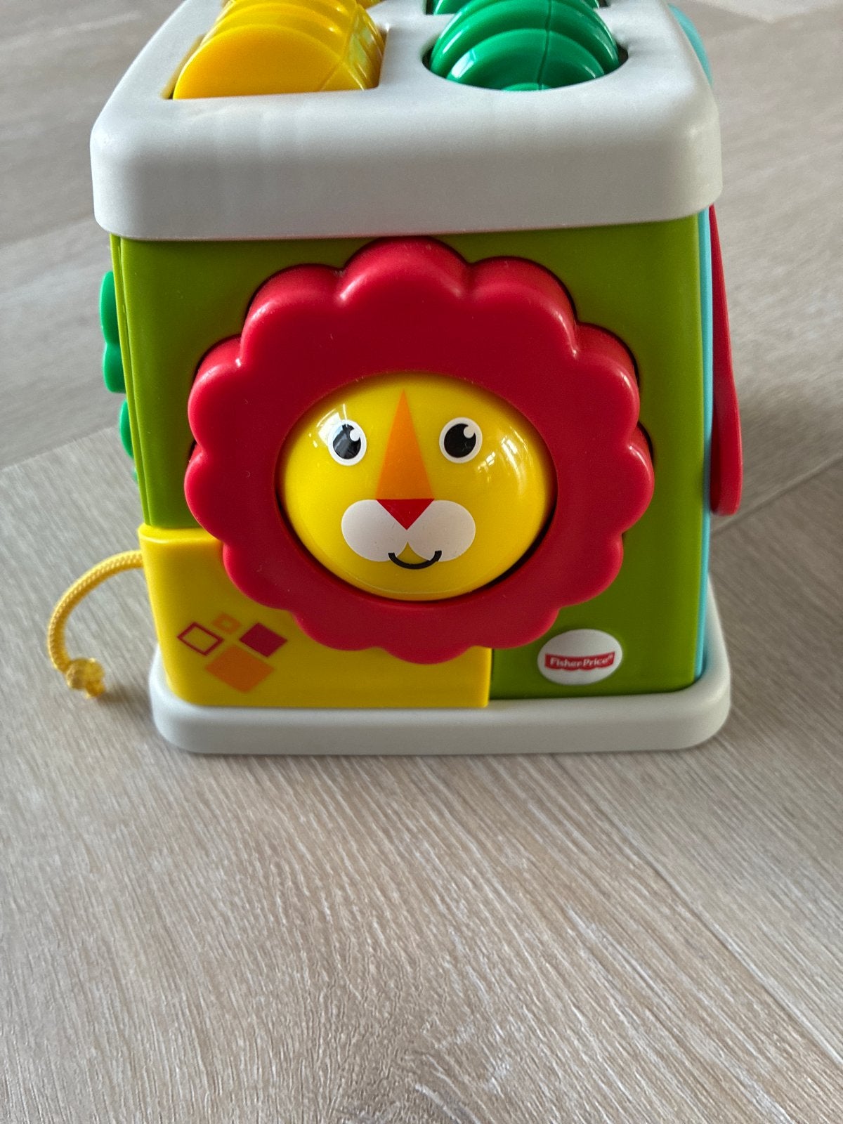 Fisher-Price Activiteitenkubus met geluid en vormen, Ophalen, Zo goed als nieuw, Overige typen