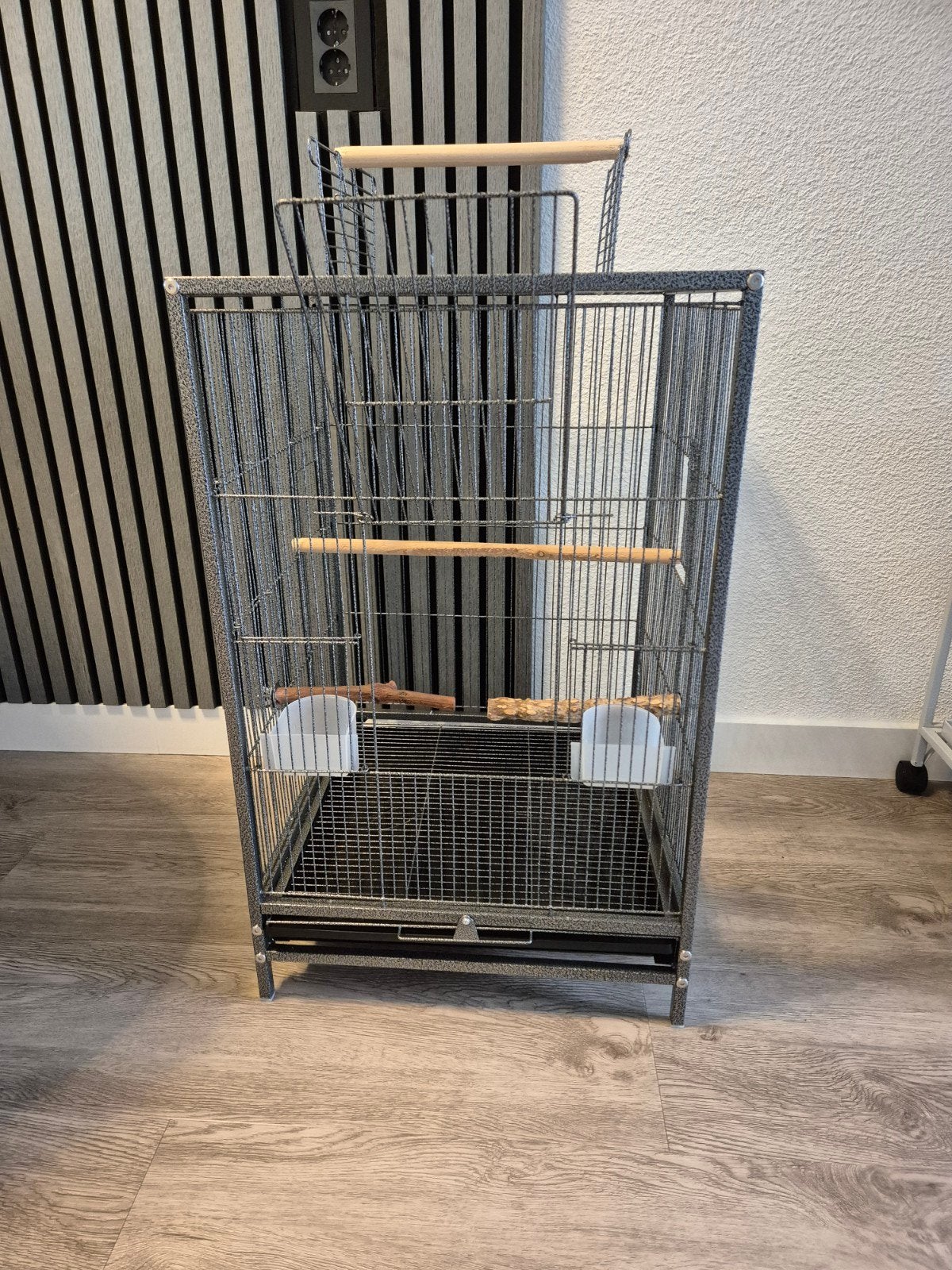 Nette vogelkooi 46x46x72, Ophalen, Zo goed als nieuw, Metaal, Vogelkooi