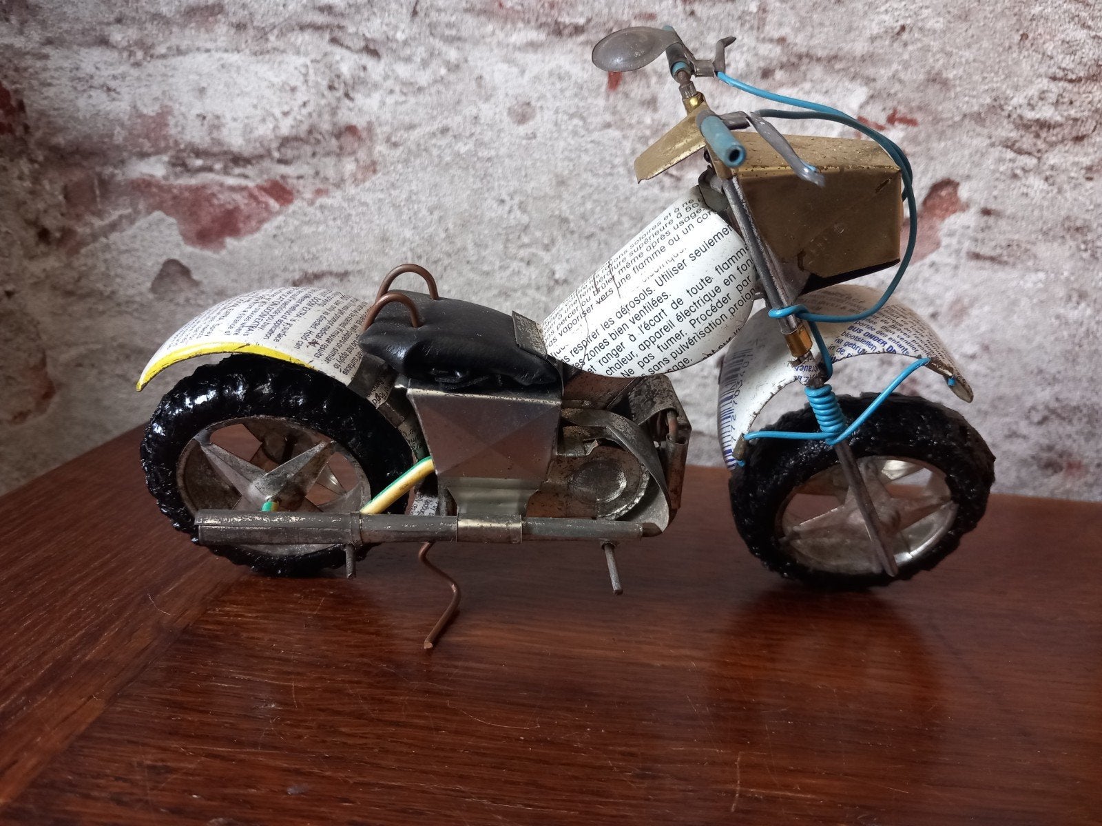 moter  model van gerecycled materiaal, Ophalen of Verzenden, Gebruikt, Overige typen, Overige merken