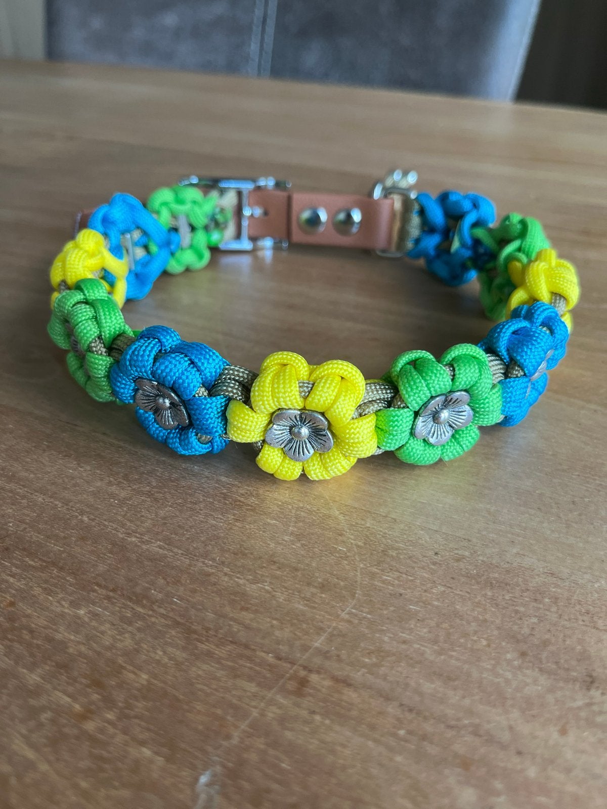Halsband van paracord 40-44 cm, Dieren en Toebehoren, Overige merken, Ophalen of Verzenden, Nieuw, Halsband