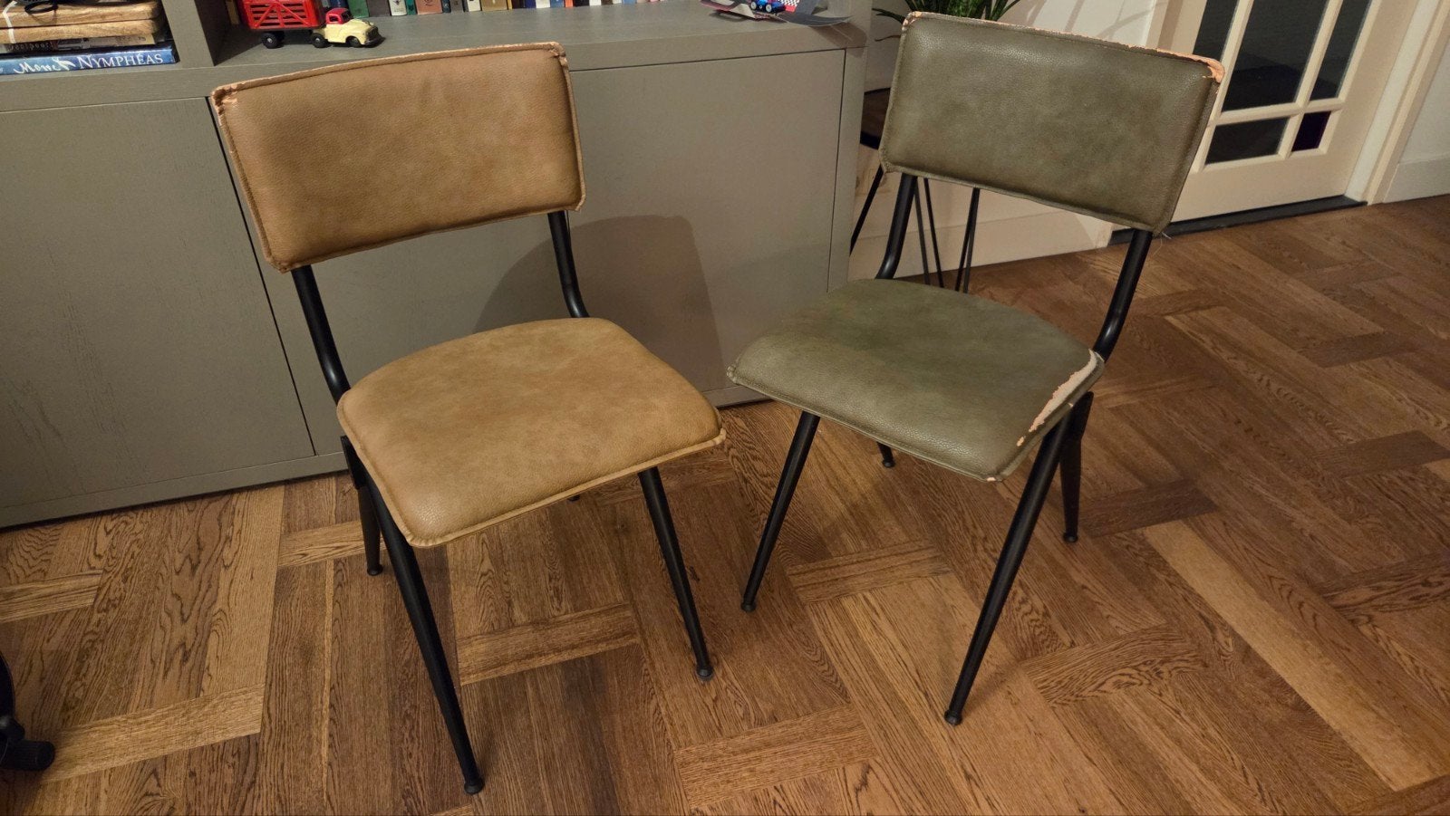 2 Dutchbone stoelen Willow, beschadigde kussens, Gebruikt, Twee, Overige kleuren, Ophalen of Verzenden