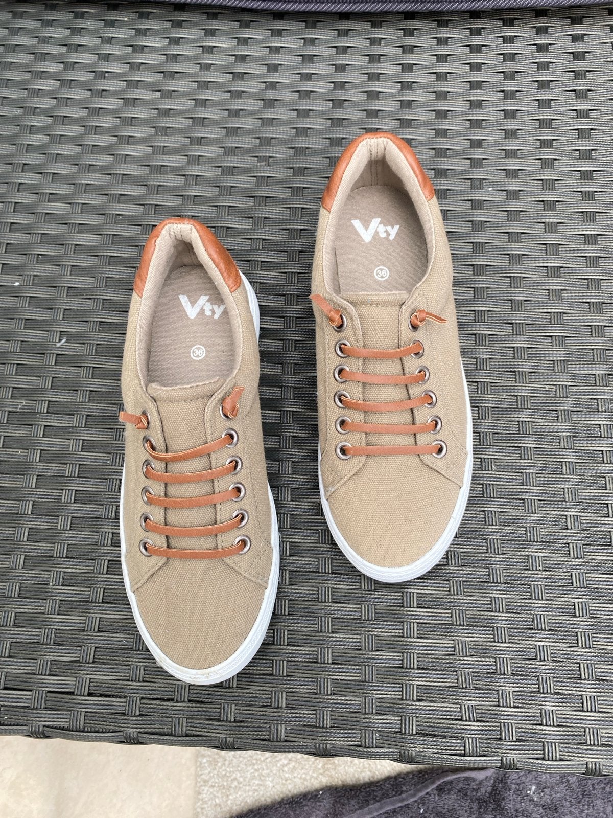 Vty sneakers maat 36 - Zo goed als nieuw, Kleding | Dames, Ophalen of Verzenden, Zo goed als nieuw, Beige, Sneakers of Gympen