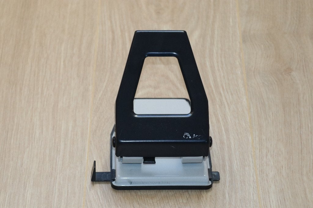 Degelijke perforator 2-gaats (Zwart), Ophalen of Verzenden