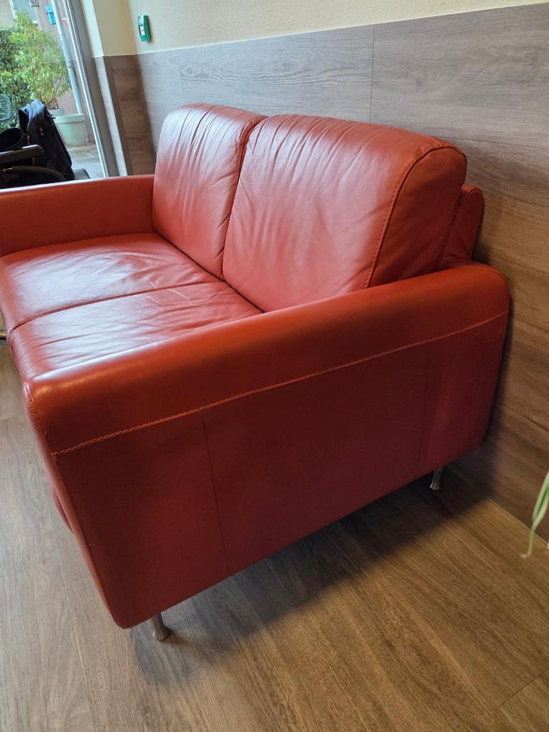 Bank, 2 zits leren bank., Ophalen, 75 tot 100 cm, Tweepersoons, 150 tot 200 cm