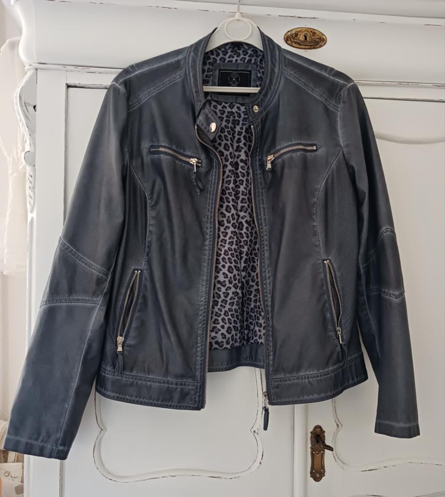 Jasje Rino en Pelle maat 42, Kleding | Dames, Ophalen of Verzenden, Zo goed als nieuw, Maat 42/44 (L), Grijs