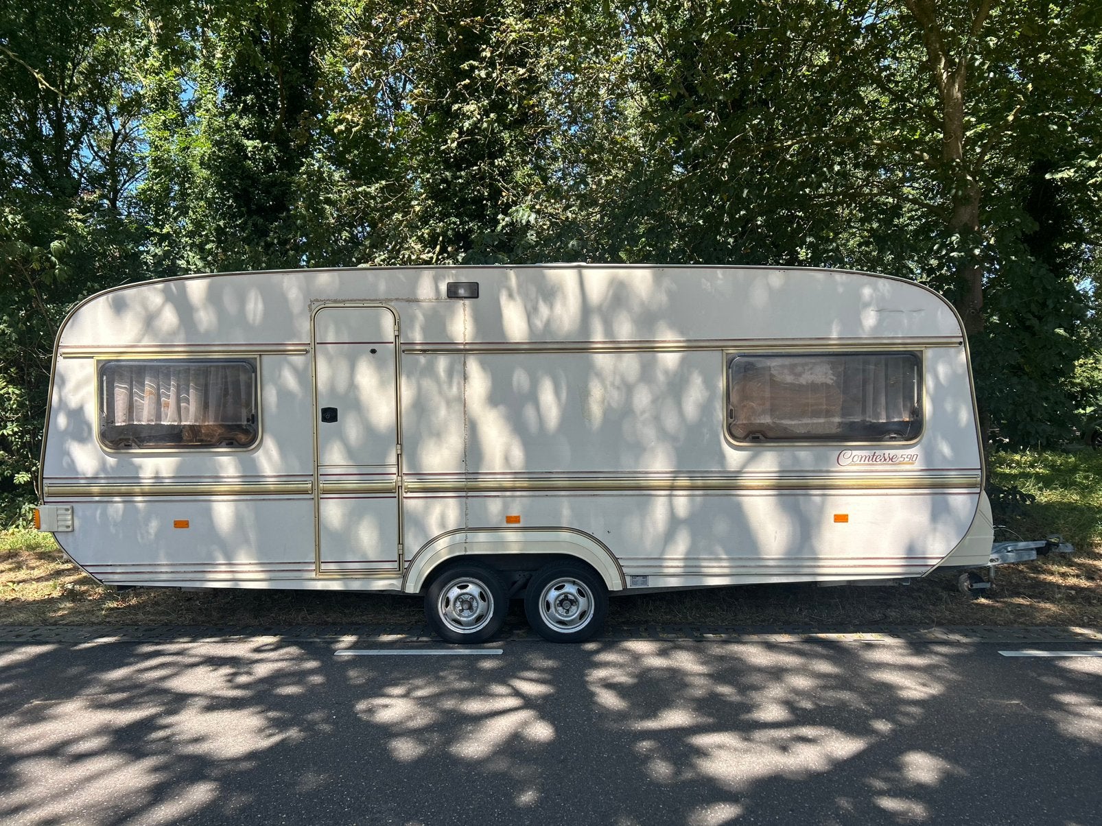 Tabbert comtesse 590 caravan / nette caravan, Rondzit, Tabbert, Bedrijf, Kachel