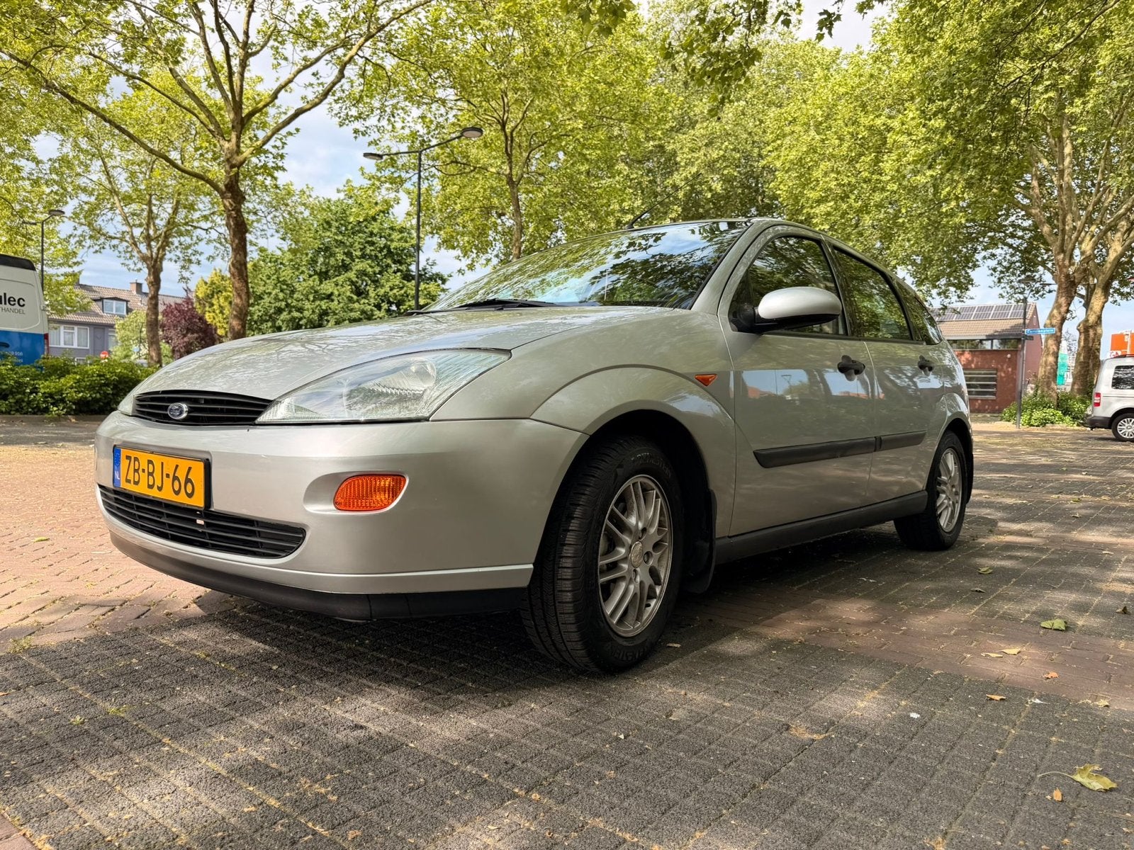Ford Focus 1.6 | APK 02-2027 | 176.000 km, 1596 cc, 1052 kg, 4 cilinders, 100 pk