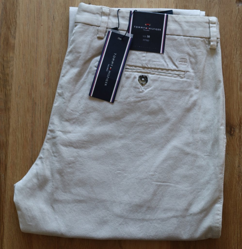 Tommy Hilfiger Chino beige | maat 50, Maat 48/50 (M), Beige, Tommy Hilfiger, Nieuw