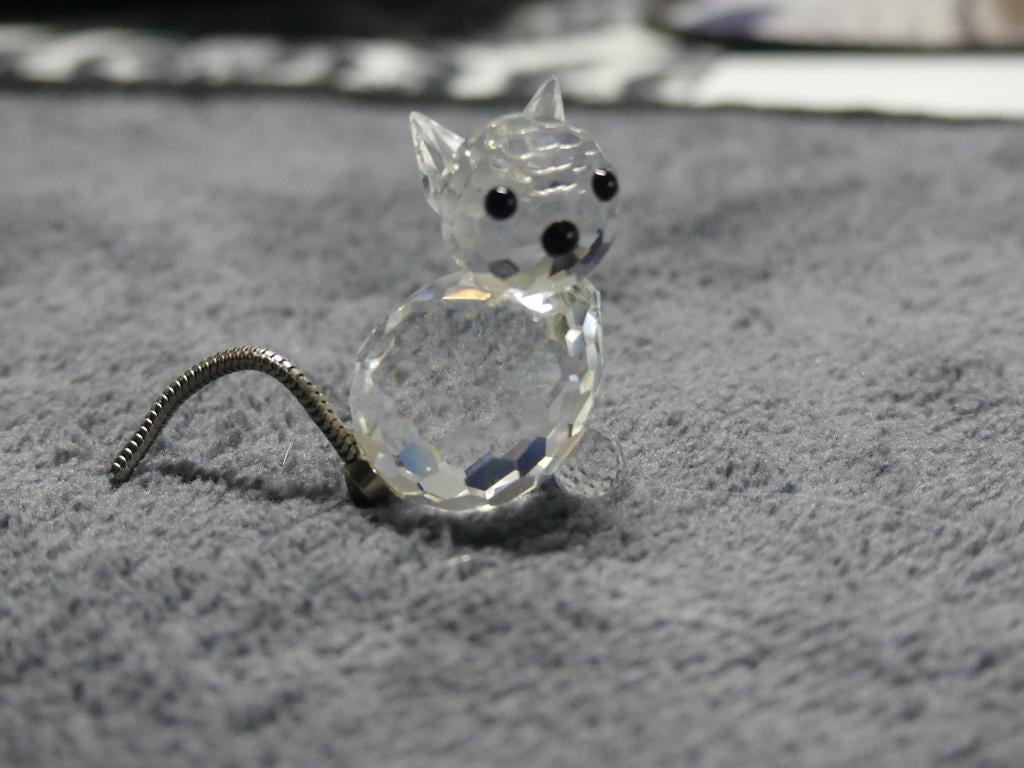 Swarovski kristal muisje - decoratief beeldje, Ophalen of Verzenden, Zo goed als nieuw, Hond of Kat, Beeldje of Figuurtje