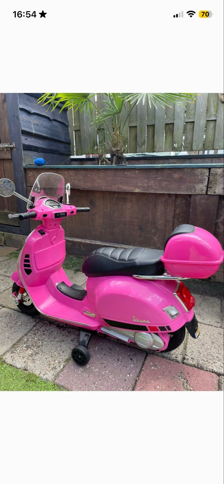 Roze Vespa kinder scooter met zijwieltjes, Ophalen, Gebruikt, Overige modellen, Elektrisch