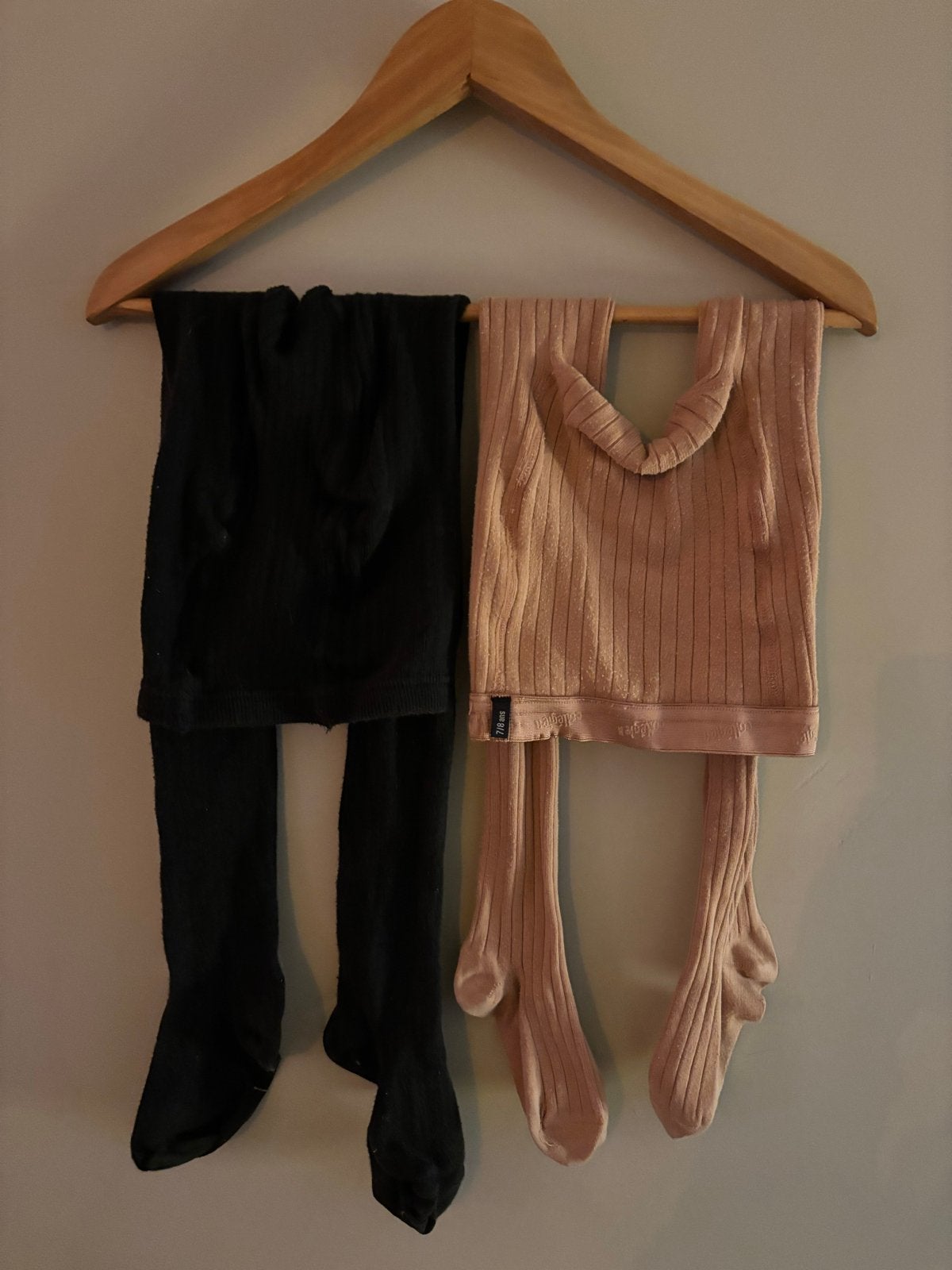 Twee mooie maillots van Gray Label en Collegien maat 134-140, Ophalen, Gebruikt, Meisje