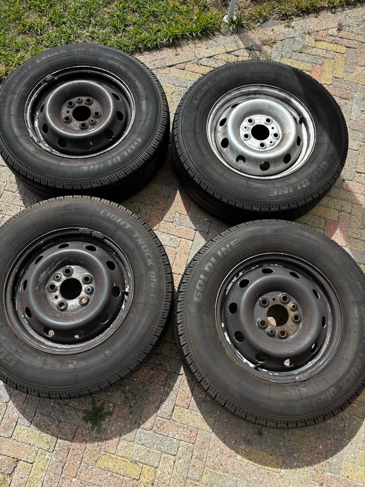 4 Goldline Light Truck banden op velg glv-1 215/70R15c, Caravans en Kamperen, Camper-accessoires, Ophalen, Gebruikt