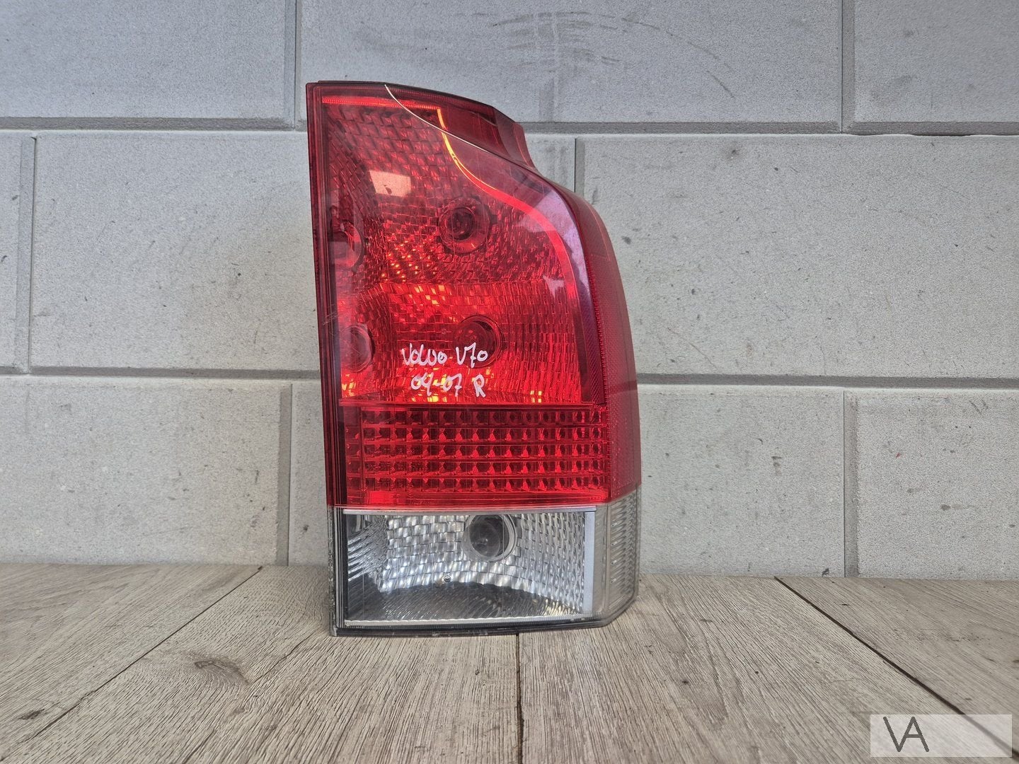 Achterlicht rechts van Volvo V70 / XC70 2004 - 2007 LED €75, Auto-onderdelen, Gebruikt, -, -, Ophalen of Verzenden