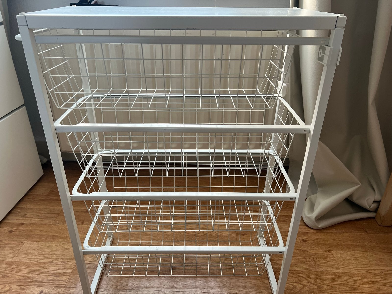 Ikea Jonaxel Opbergrek met 4 draadmanden - 25x52x70 cm, Huis en Inrichting, Kasten | Overige, Ophalen, Gebruikt