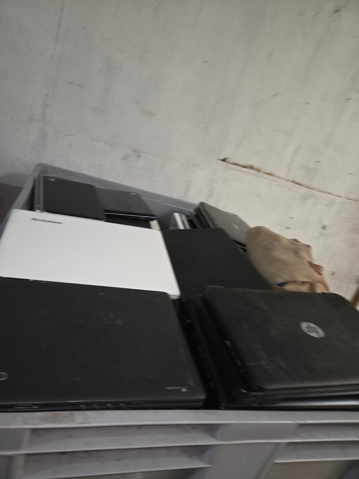 Partij van 300 laptops - Diverse merken en modellen, Computers en Software, Ophalen of Verzenden