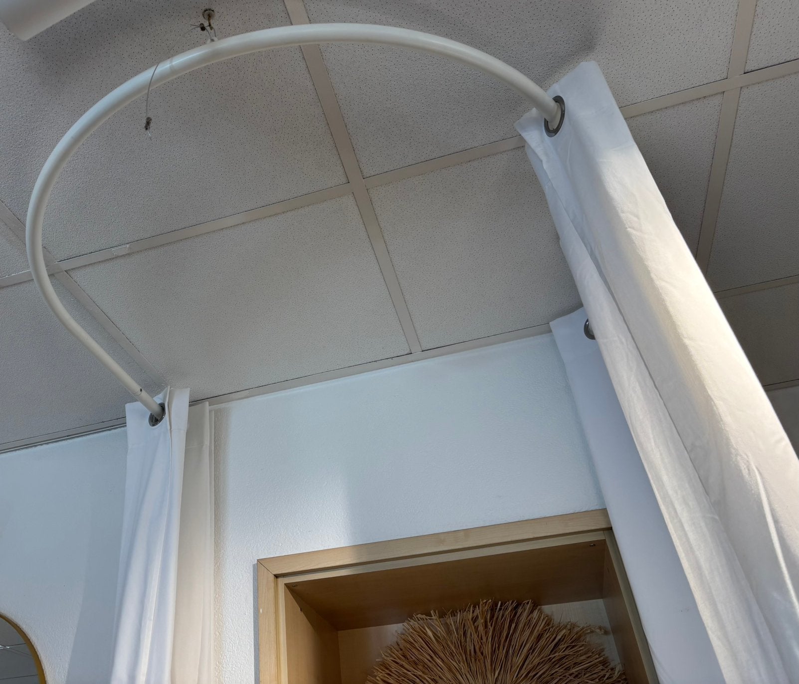 2 paskamers wit met witte gordijnen, Ophalen, 200 cm of meer, 125 cm of meer, Zo goed als nieuw