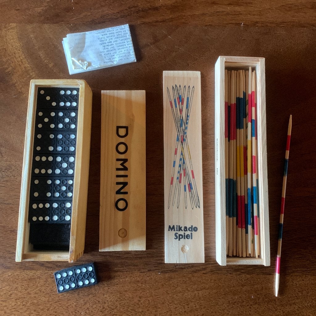 Domino en Mikado Spelset in Houten Doosjes, Hobby en Vrije tijd, Ophalen of Verzenden, Zo goed als nieuw