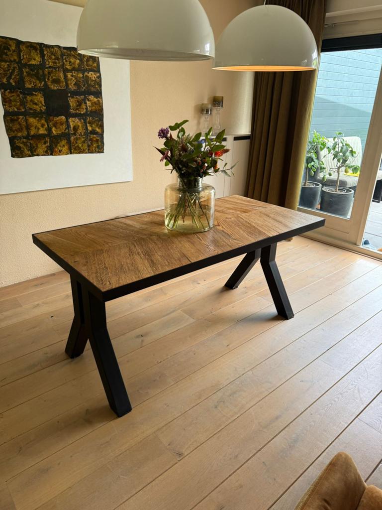 Industriele eettafel, Huis en Inrichting, Tafels | Eettafels, Ophalen, 50 tot 100 cm, Zo goed als nieuw, 150 tot 200 cm