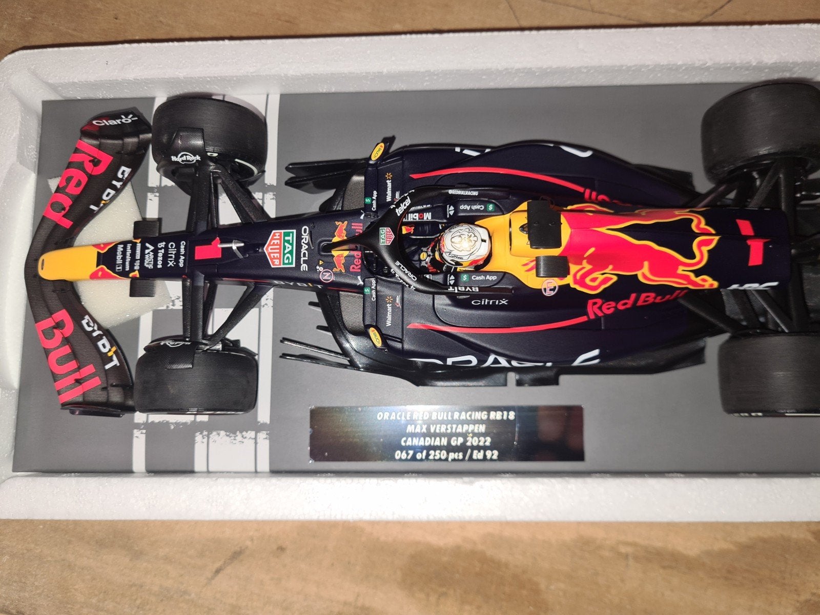 Max Verstappen Red Bull RB18 Canada GP 2022 Minichamps 1:18, Ophalen of Verzenden, Zo goed als nieuw, MiniChamps