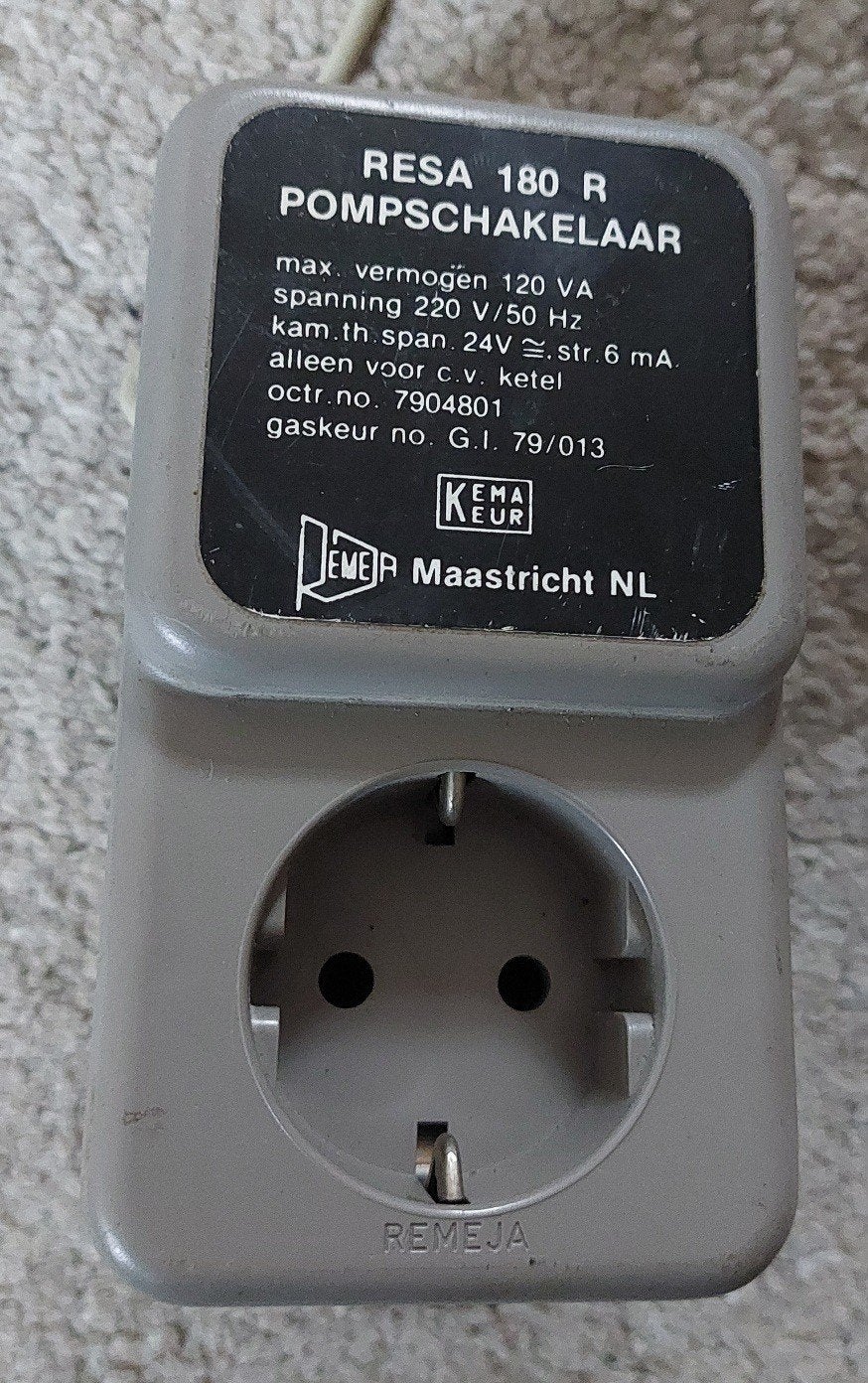 Pompschakelaar. Schakelt autom de pomp van bijv. cv ketel ui, Gebruikt, Minder dan 30 cm, Overige typen, Minder dan 60 cm