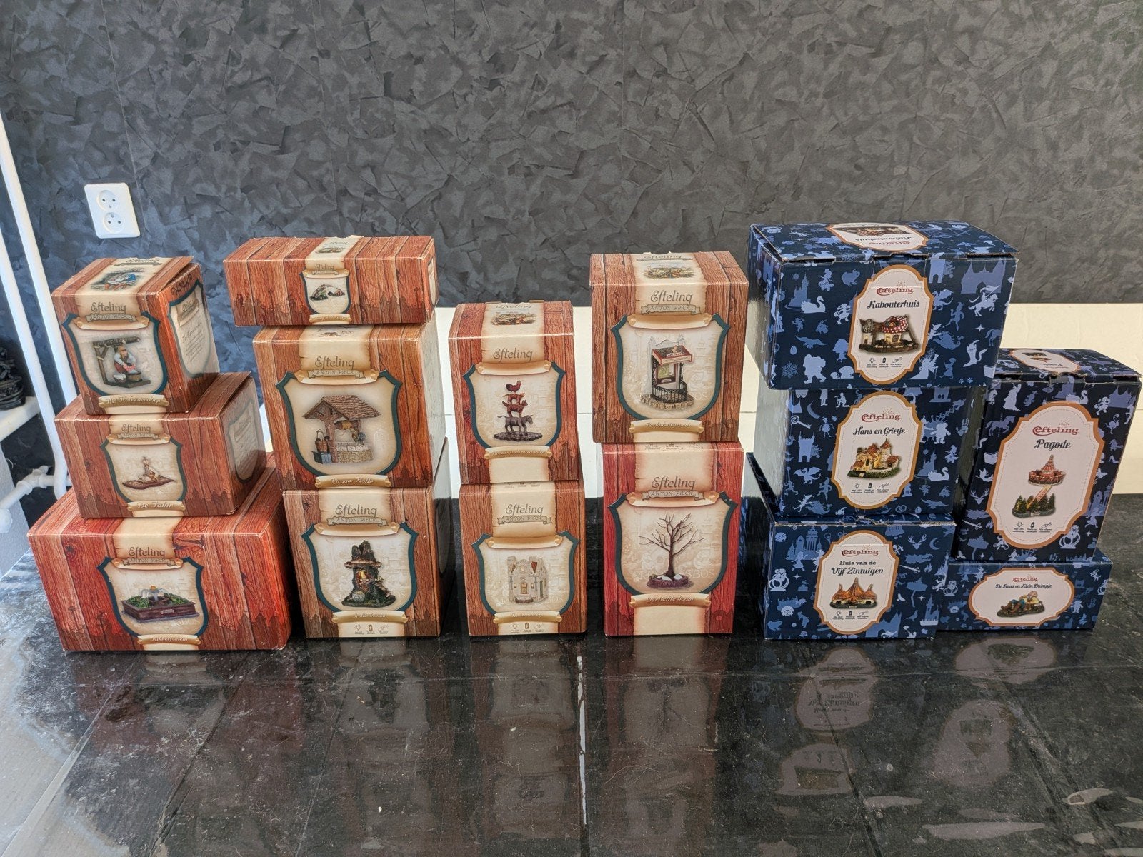 Grote collectie Efteling miniatuur huisjes en beeldjes, Ophalen of Verzenden, Zo goed als nieuw, Beeldje of Poppetje