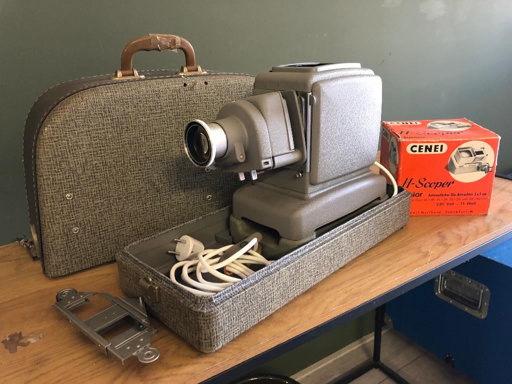 Complete Werkende Vintage Diaprojector., Antiek en Kunst, Ophalen