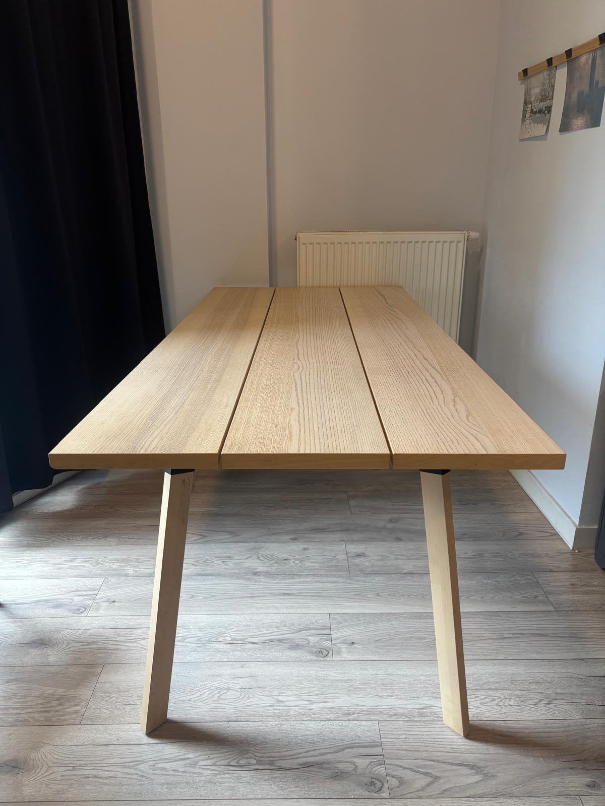 IKEA Ypperlig Eettafel, Huis en Inrichting, Tafels | Eettafels, Gebruikt, 50 tot 100 cm, 150 tot 200 cm, Vier personen