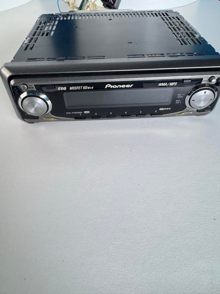 Pioneer autoradio met Bluetooth adapter, Ophalen of Verzenden, Zo goed als nieuw
