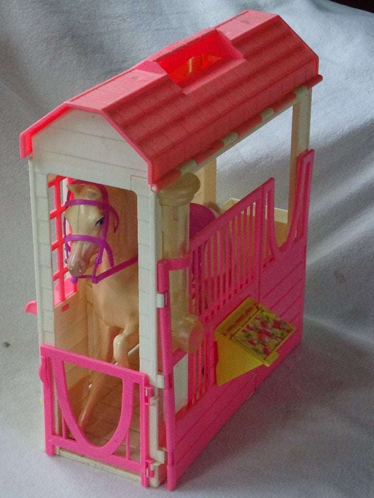 Mattel paardestal 1995, Ophalen of Verzenden, Gebruikt