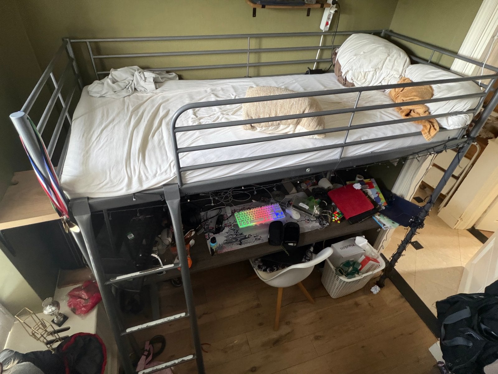 Hoogslaper met trap (links of rechts te plaatsen), Ophalen, Gebruikt, Eenpersoons, 200 cm