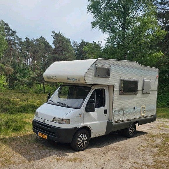 Nette Rimor 6-persoons camper | APK 2028 | Instapklaar, Chemisch toilet, Ringverwarming, Fiat, Particulier
