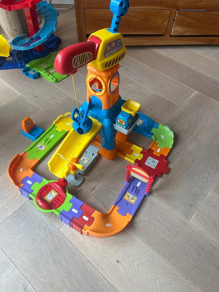 VTech Toet Toet Auto's Garage met Kiepwagen, Ophalen of Verzenden, Zo goed als nieuw, Jongen of Meisje