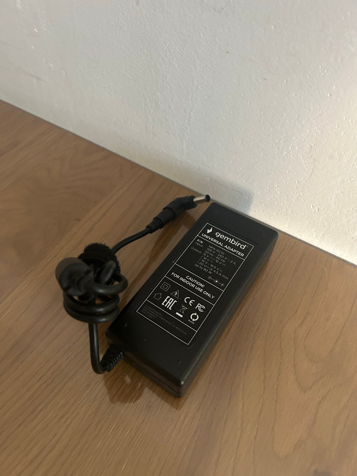Gembird Universele Adapter - 90W Laptop Oplader, Ophalen of Verzenden, Zo goed als nieuw