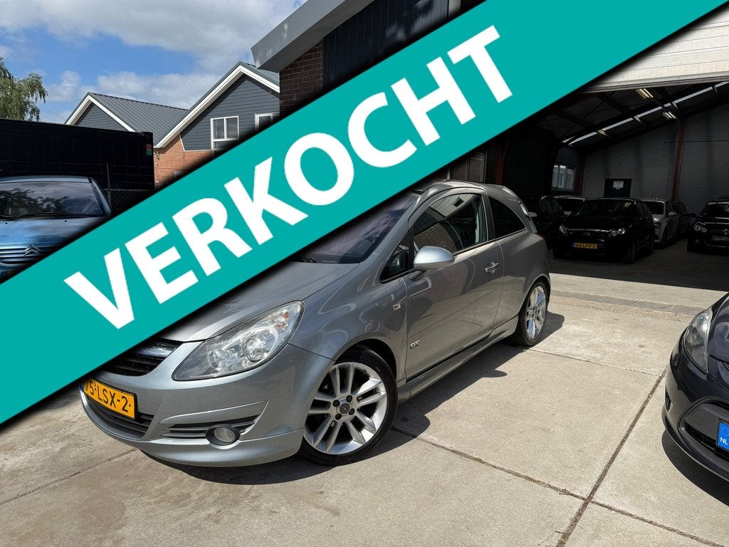 Opel Corsa 1.4-16V Cosmo |NEW APK|NAP KM|AIRCO|CLIMA|PDC ACH, Euro 5, 101 pk, 4 cilinders, Leder en Stof