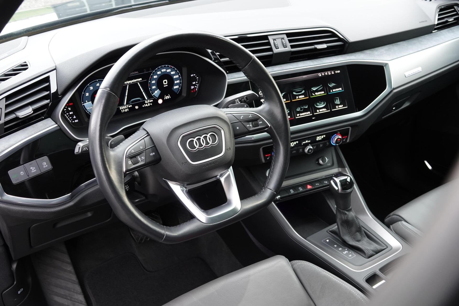 Audi Q3 40 TFSI Quattro S-Line PANO STANDKACHEL CAMERA B&O, Automaat, Gebruikt, Euro 6, 1984 cc
