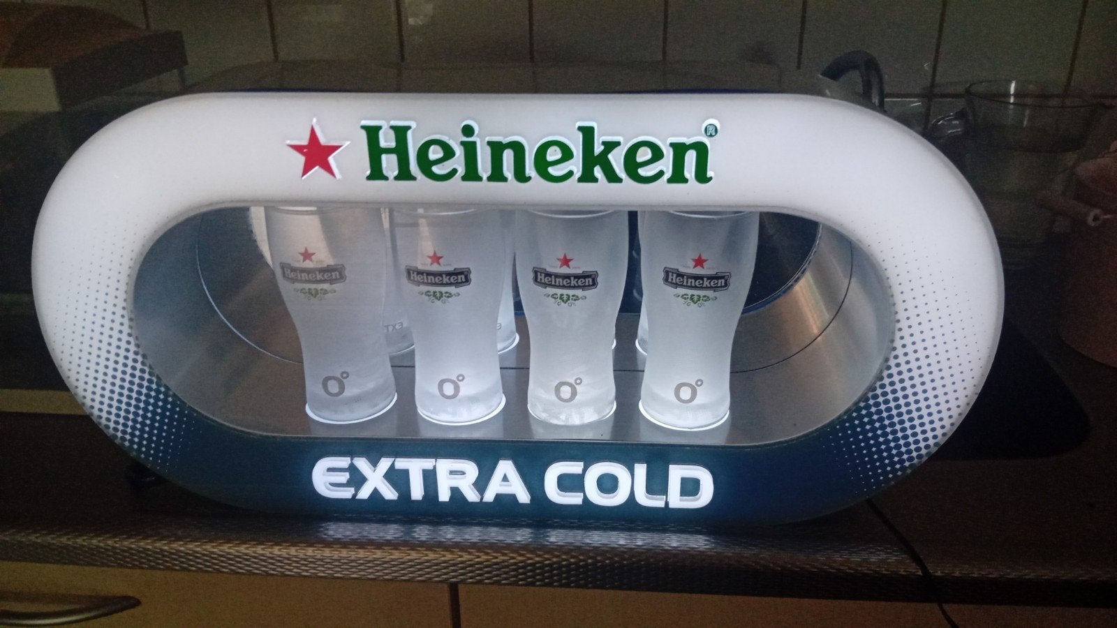 Heineken Extra Cold lamp met 4 originele glazen, Verzamelen, Ophalen, Gebruikt, Overige typen, Heineken