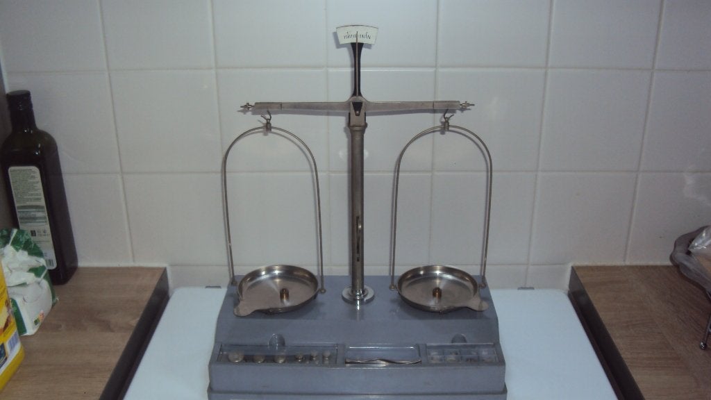 apotheek weegschaal periode 1930 jaren, Ophalen of Verzenden