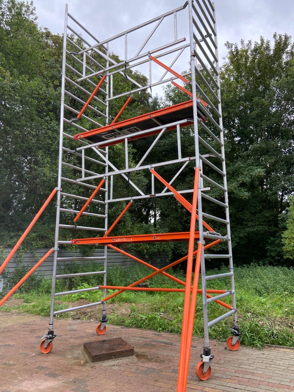Te huur rolsteiger 8.20m hoogte ., Ophalen of Verzenden, Gebruikt