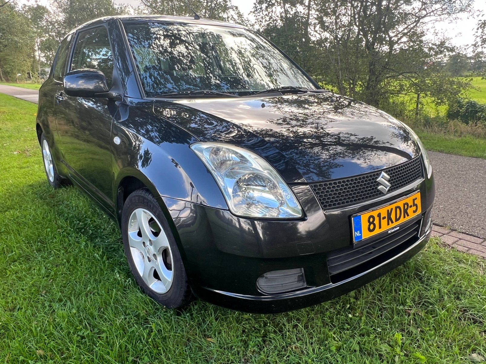 Suzuki Swift 1.3 3D 2007 Zwart, Auto's, Stof, 1000 kg, Euro 4, 16 km/l