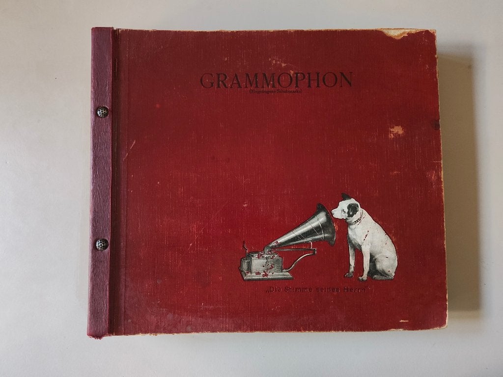 2 oude verzamelmappen met 22 Grammofoon platen, Ophalen of Verzenden