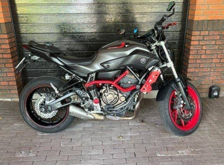 YAMAHA MT 07 MOTOCAGE 55KW 2015, Ophalen, Nieuw