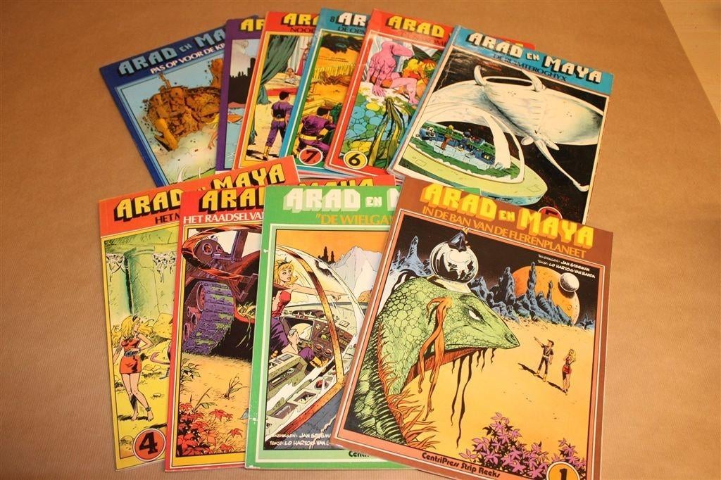 Arad en Maya — Complete Serie 10 Delen [SF Klassiekers], Boeken, Stripboeken, Eén stripboek, Ophalen of Verzenden, Gelezen