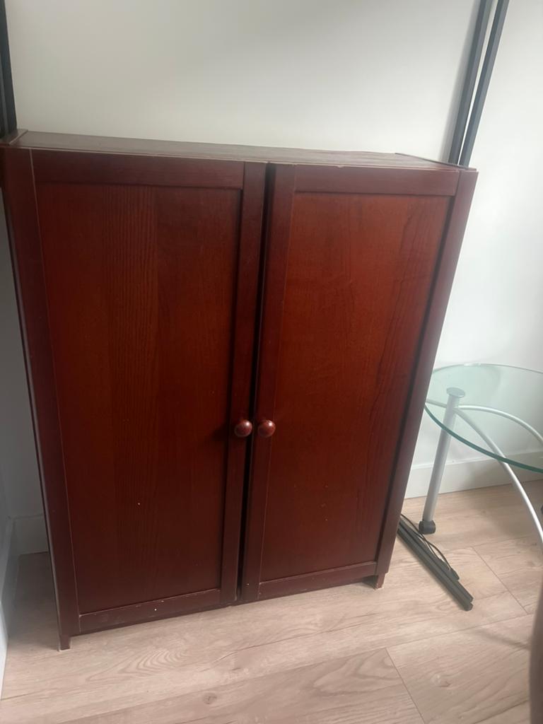 Kastje kersenhout Ikea, Huis en Inrichting, Kasten | Dressoirs, Zo goed als nieuw, Kersenhout, 25 tot 50 cm, 50 tot 100 cm
