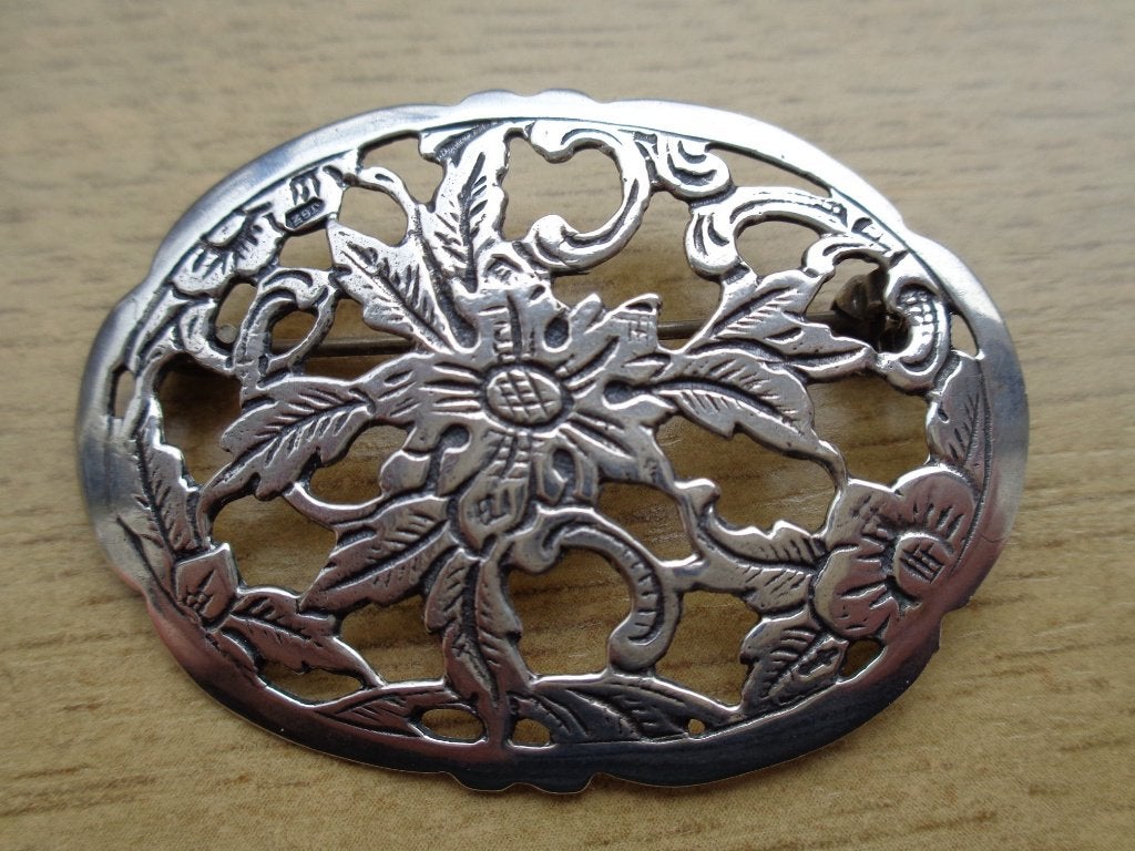 zilveren Biedemeier bloemen broche [010], Ophalen of Verzenden, Zilver, Broche
