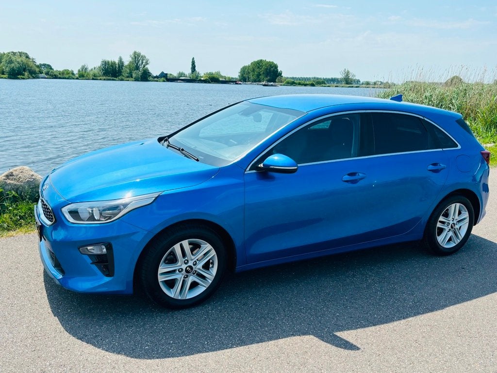 Kia Ceed 1.0 T-GDi DynamicLine|Apple Carplay|Camera|Lijn her, Auto's, Dealer onderhouden, Stof, Gebruikt, Blauw