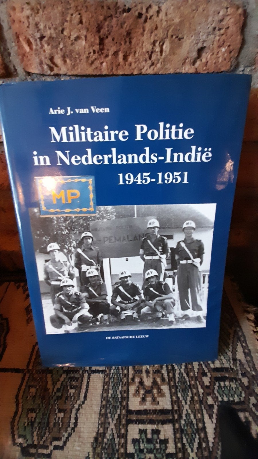 Militaire Politie in Nederlands-Indië 1945-1951 - A.J.v.Veen, Ophalen of Verzenden, Zo goed als nieuw, Arie J. van Veen, 1945 tot heden