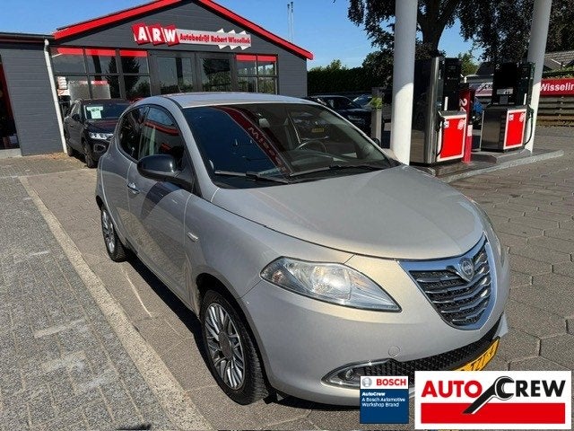 LANCIA Ypsilon 0.9 8v 85pk TwinAir S&amp;S Gold, Auto's, Lancia, Automaat, Euro 5, Beige, Origineel Nederlands