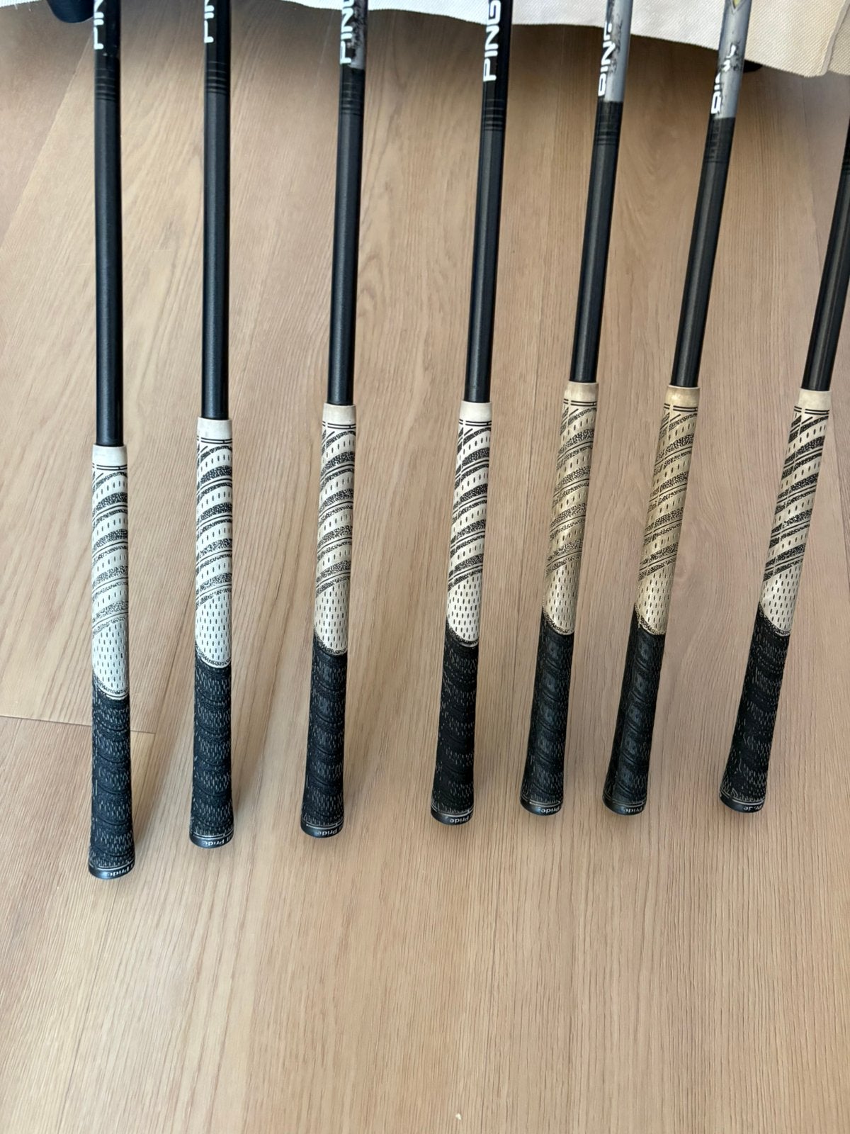 Foto 11 van Golfset Heren Ping
